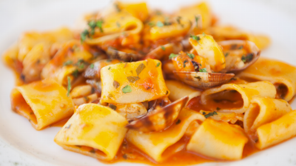 Calamarata alla napoletana - Calamarata alla napoletana