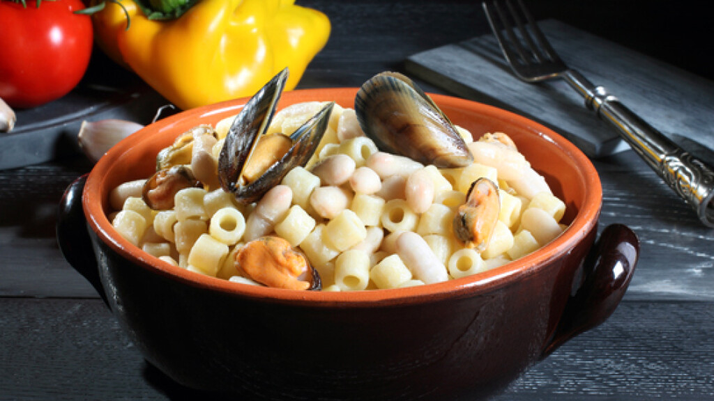 Pasta con Cozze e Fagioli - Pasta con Cozze e Fagioli