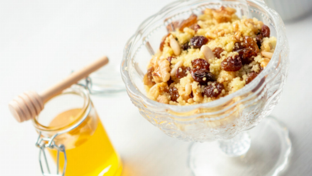 Cous cous dolce con pinoli e uvetta - Cous cous dolce con frutta secca e miele