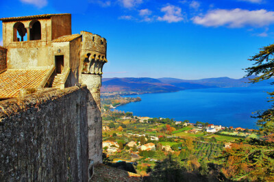 Una passeggiata nel borgo medievale di Bracciano - bracciano