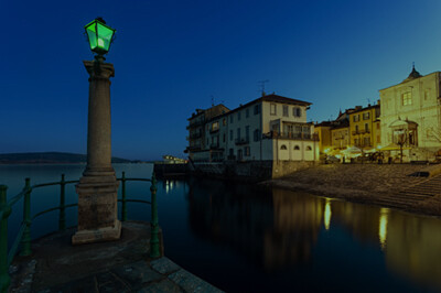 Arona, in riva al Lago Maggiore - arona