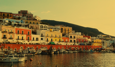 Isola di Ponza: cosa vedere, cosa fare e le spiagge più belle - Isola di Ponza: cosa vedere, cosa fare