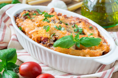 Ziti al ragù bolognese ripassati al forno - ziti-pasta-ragu-bolognese-ripassati-al-forno
