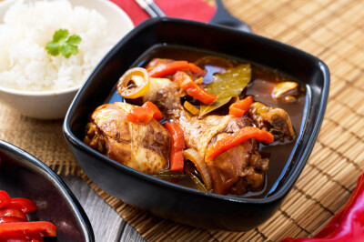 Adobo di pollo filippino - Adobo di pollo filippino