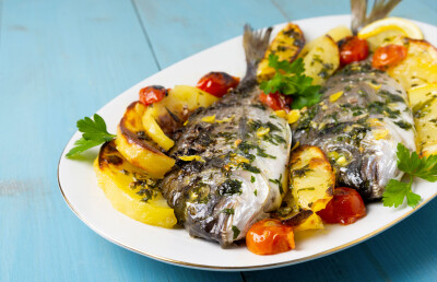 Orata al forno con patate - Orata al forno