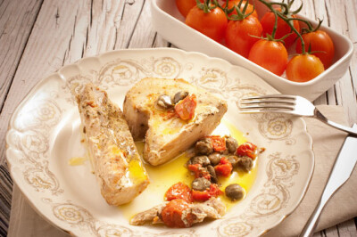 Pesce Spada con Capperi e Pomodorini - pesce-spada-capperi