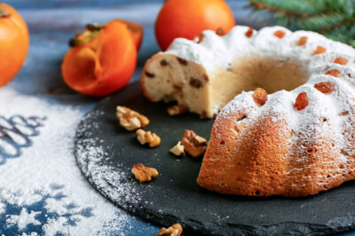 Ciambellone con cachi, uvetta e noci - torcolo-con-cachi-uvetta-noci